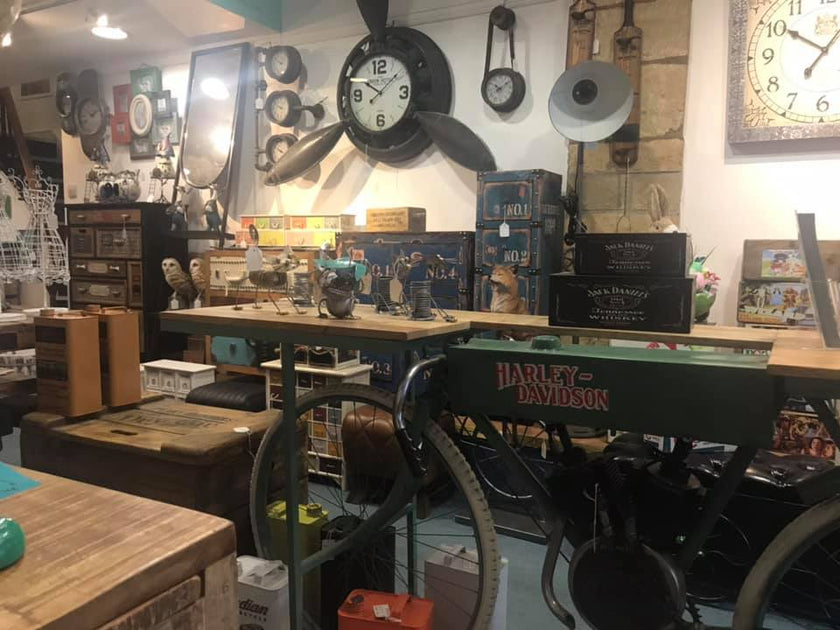 ‘The Look’ a fantastic new shop launches in The Emporium, Yeovil and